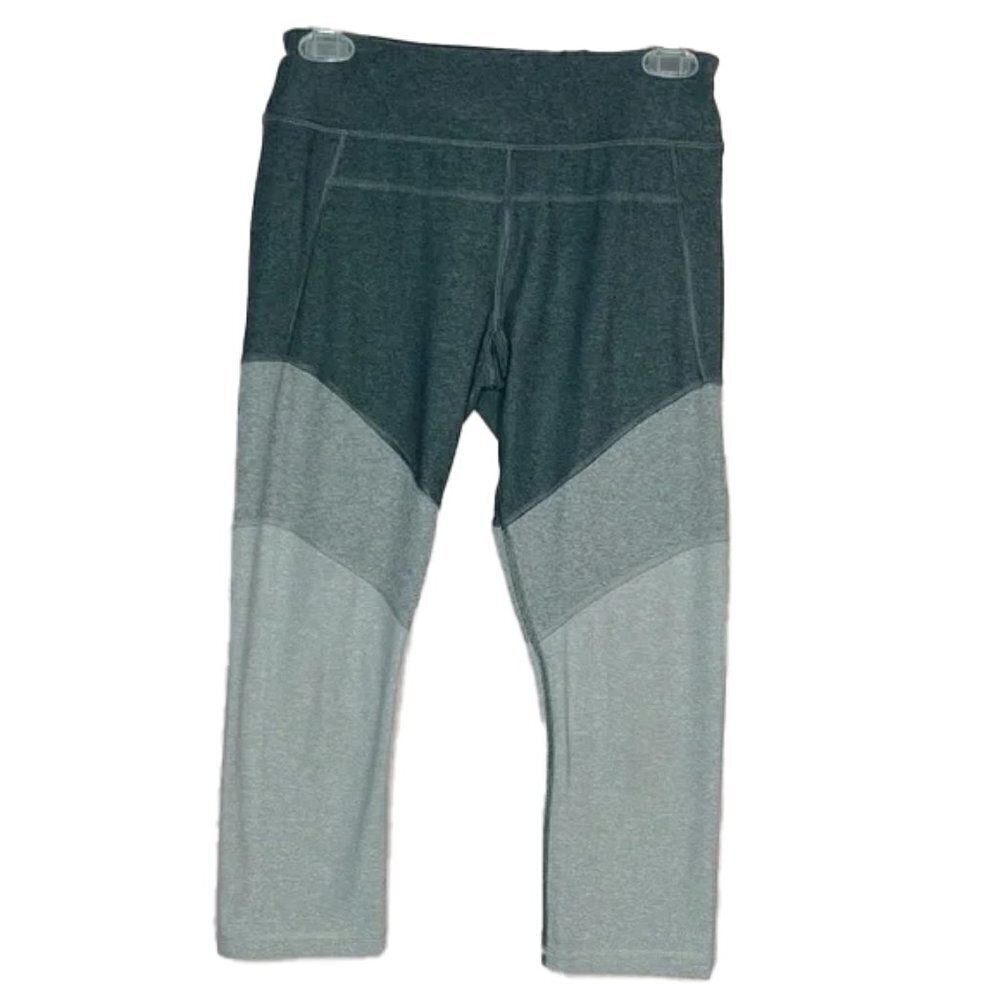 ❤️ CALVIN KLEIN Performance Capri Leggings small